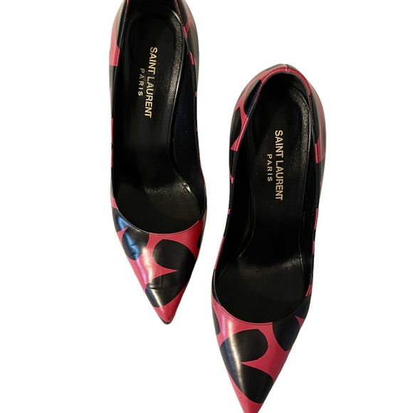 Saint Laurent Heart Print Pointed Toe Pump - Picture 4 of 12